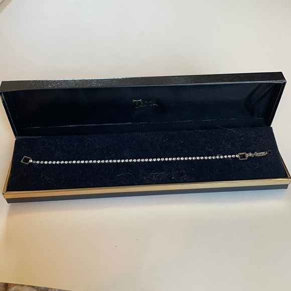Tacoa Vintage Silver Faux Diamond Tennis Bracelet - Picture 1 of 7